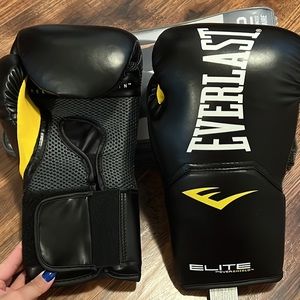 Pro Style Elite 2.0 Training Gloves 12oz